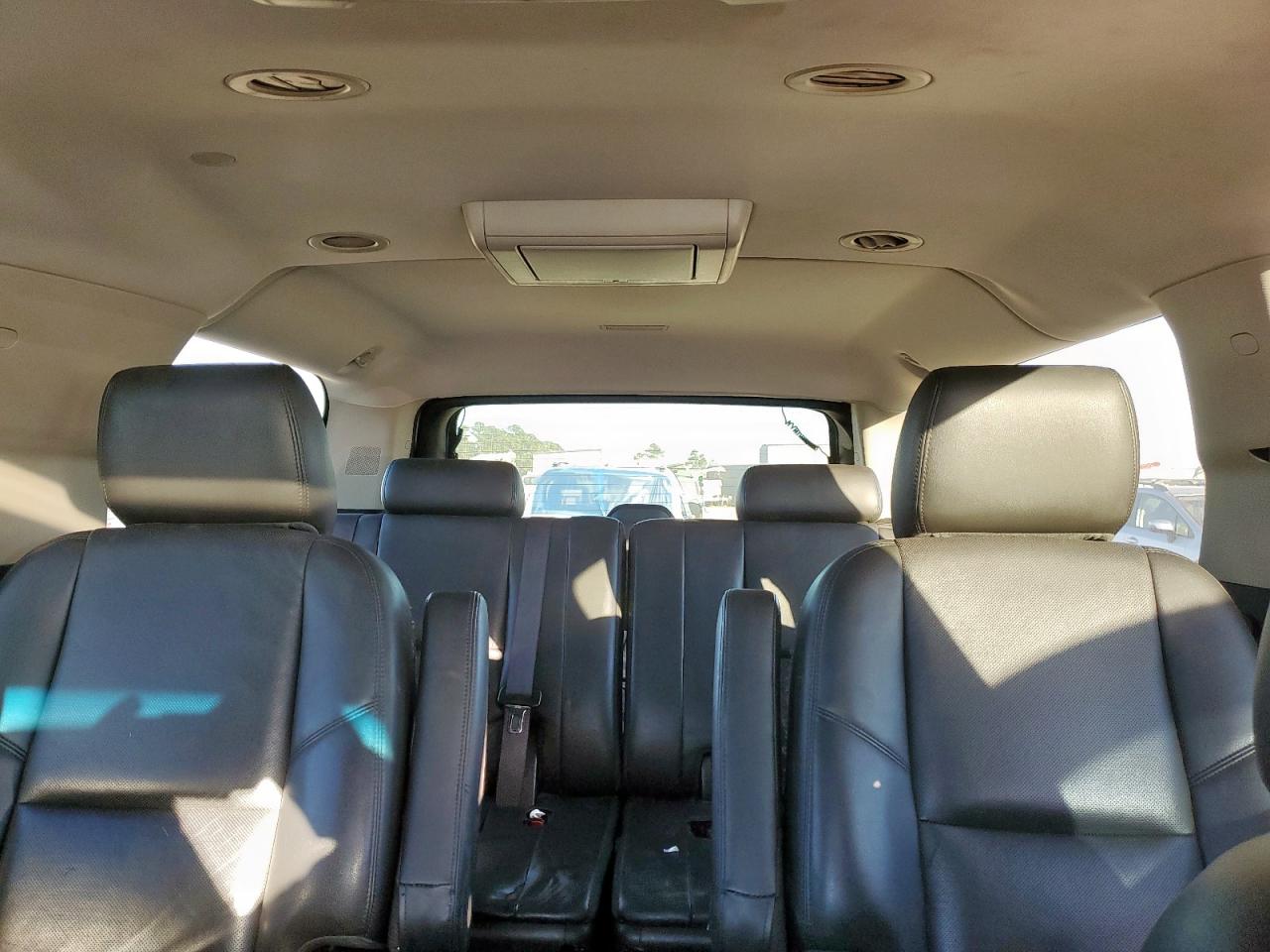 2013 GMC Yukon Xl Denali VIN: 1GKS2MEF3DR220357 Lot: 91898405