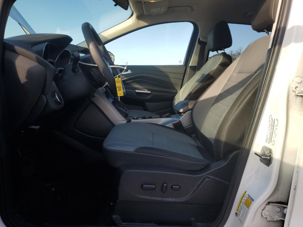 2016 Ford Escape Se VIN: 1FMCU9GX4GUB18446 Lot: 92720625