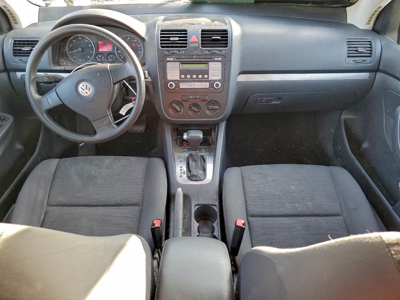 2008 Volkswagen Rabbit VIN: WVWBB71K98W011485 Lot: 94217045