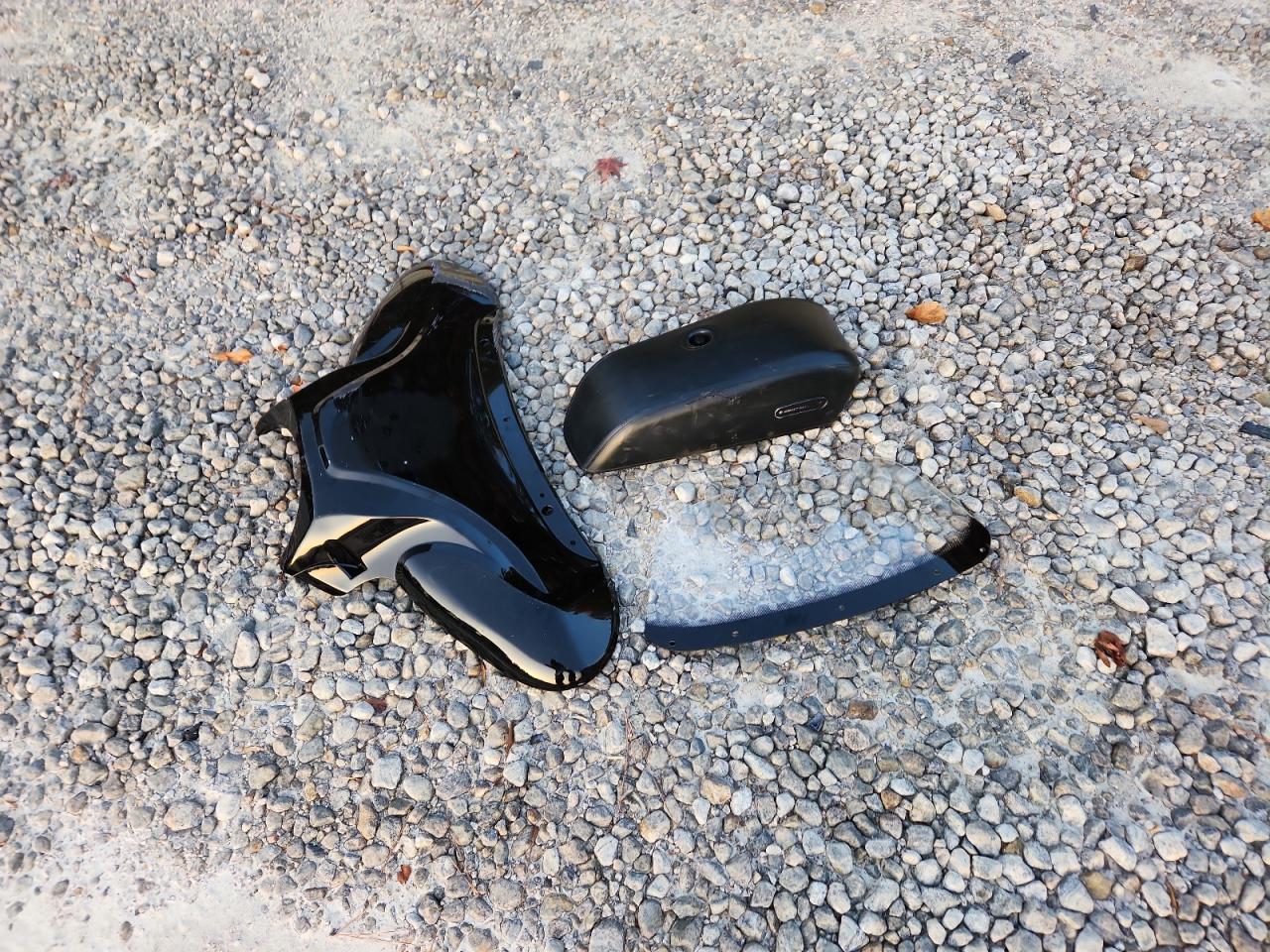 2011 Harley-Davidson Xl883 L VIN: 1HD4CR214BC445022 Lot: 93255355