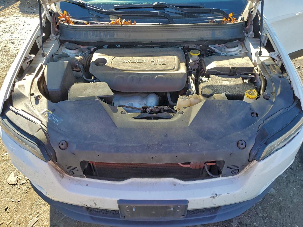 2019 Jeep Cherokee Latitude Plus VIN: 1C4PJMLBXKD288265 Lot: 93390295