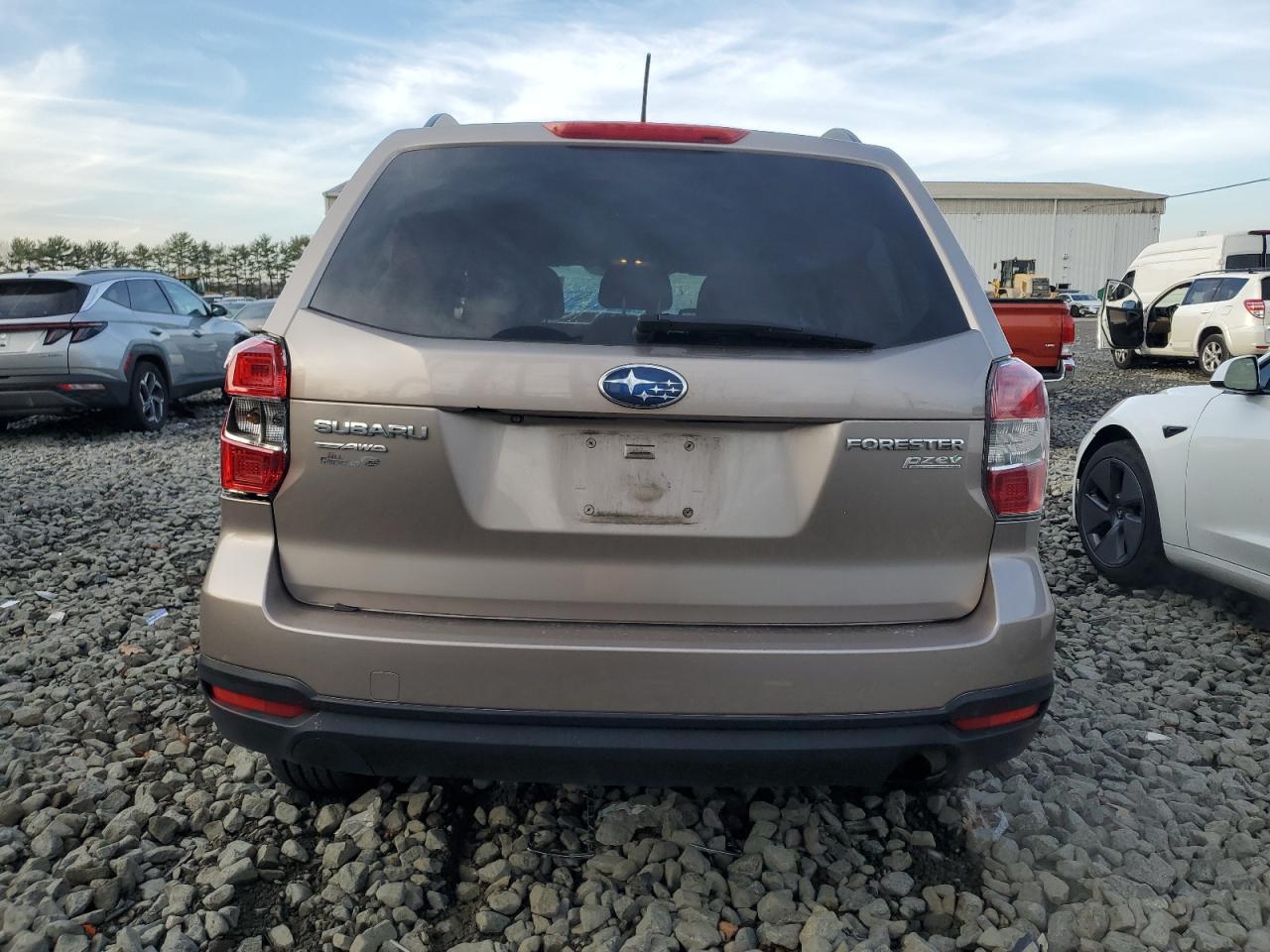 2015 Subaru Forester 2.5I Premium VIN: JF2SJADC7FG504563 Lot: 92680645