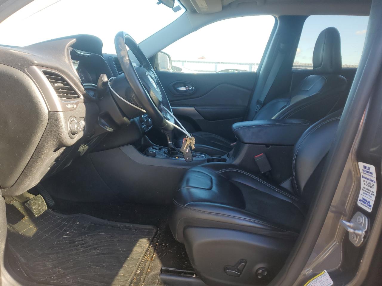 2019 Jeep Cherokee Latitude Plus VIN: 1C4PJMLB6KD118968 Lot: 93732195