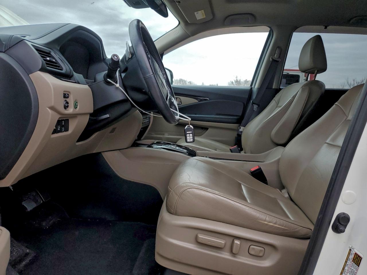 2017 Honda Pilot Touring VIN: 5FNYF6H93HB017279 Lot: 93757425