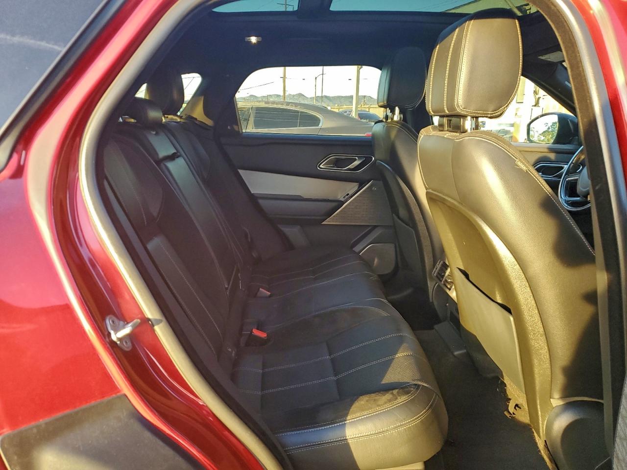 2019 Land Rover Range Rover Velar R-Dynamic Se VIN: SALYL2EV4KA786935 Lot: 94544175