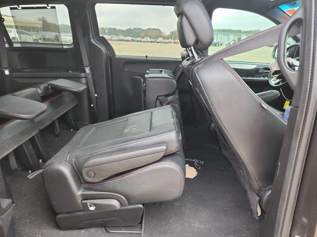 2017 Dodge Grand Caravan Gt VIN: 2C4RDGEG8HR693329 Lot: 91932245