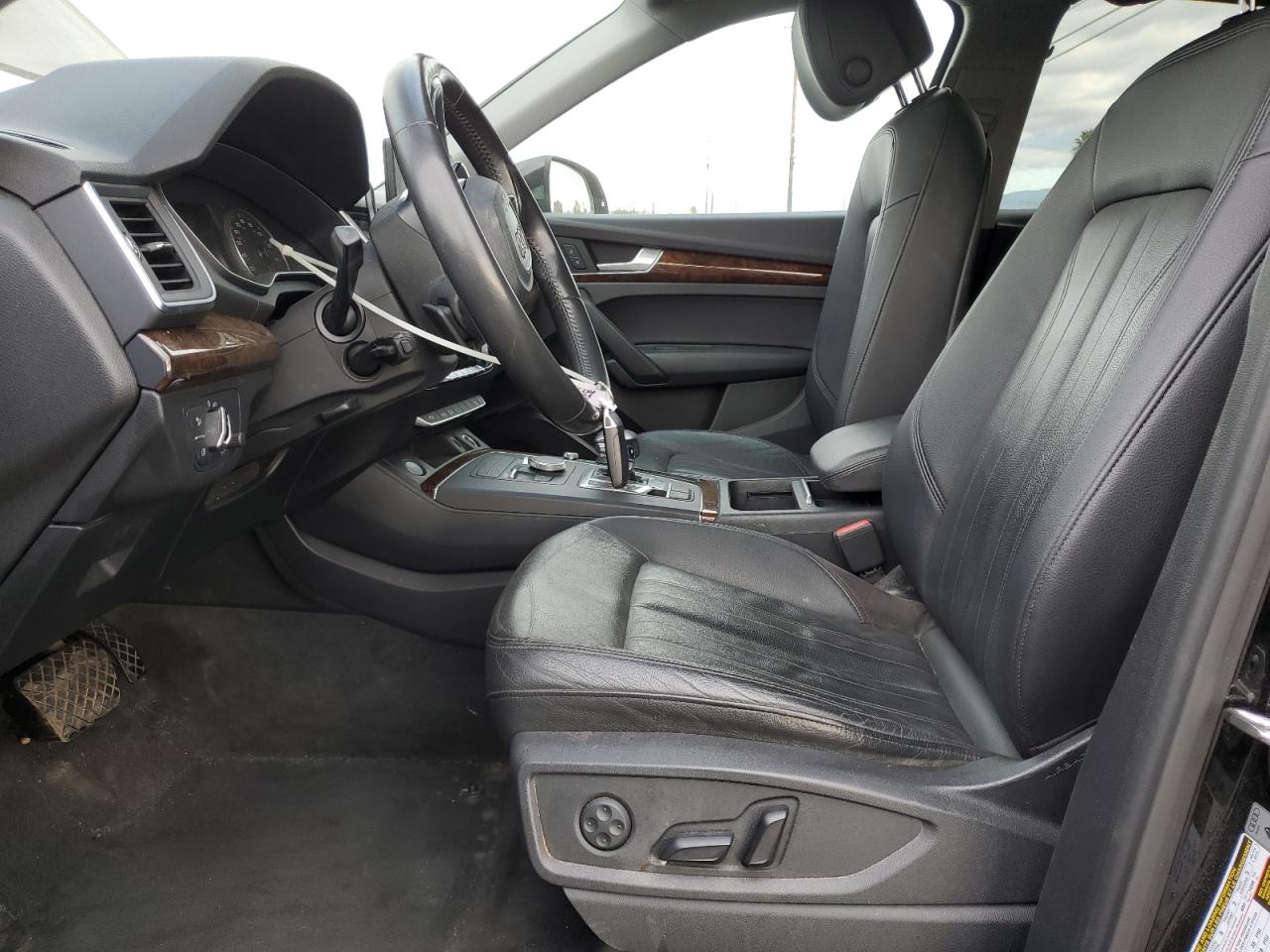 2018 Audi Q5 Premium VIN: WA1ANAFY6J2097391 Lot: 92353665