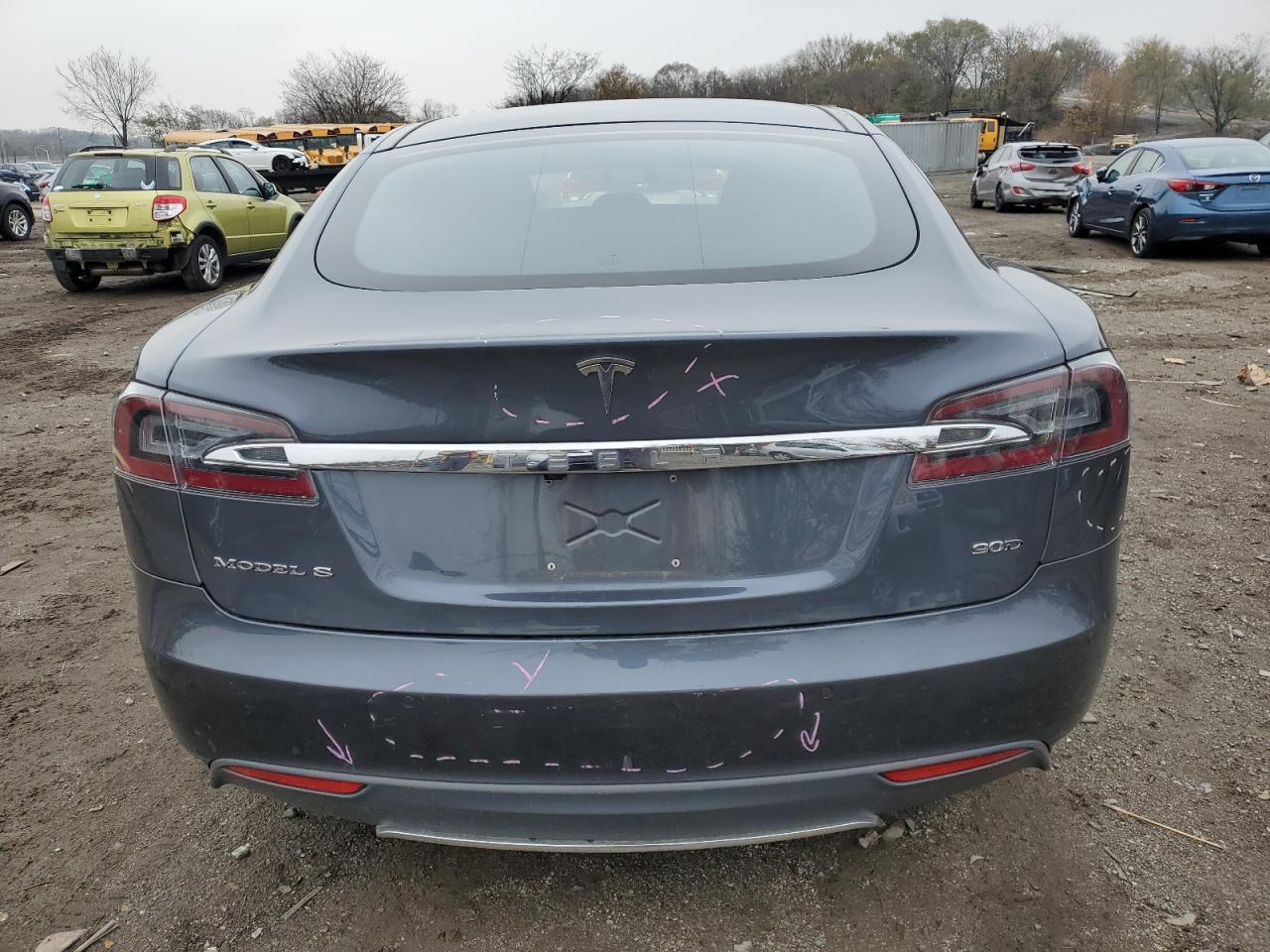 2016 Tesla Model S VIN: 5YJSA1E26GF129944 Lot: 93467675