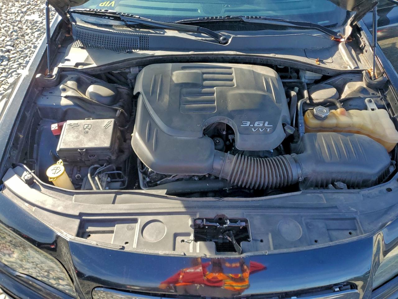 2014 Chrysler 300 S VIN: 2C3CCABG4EH375417 Lot: 90580975