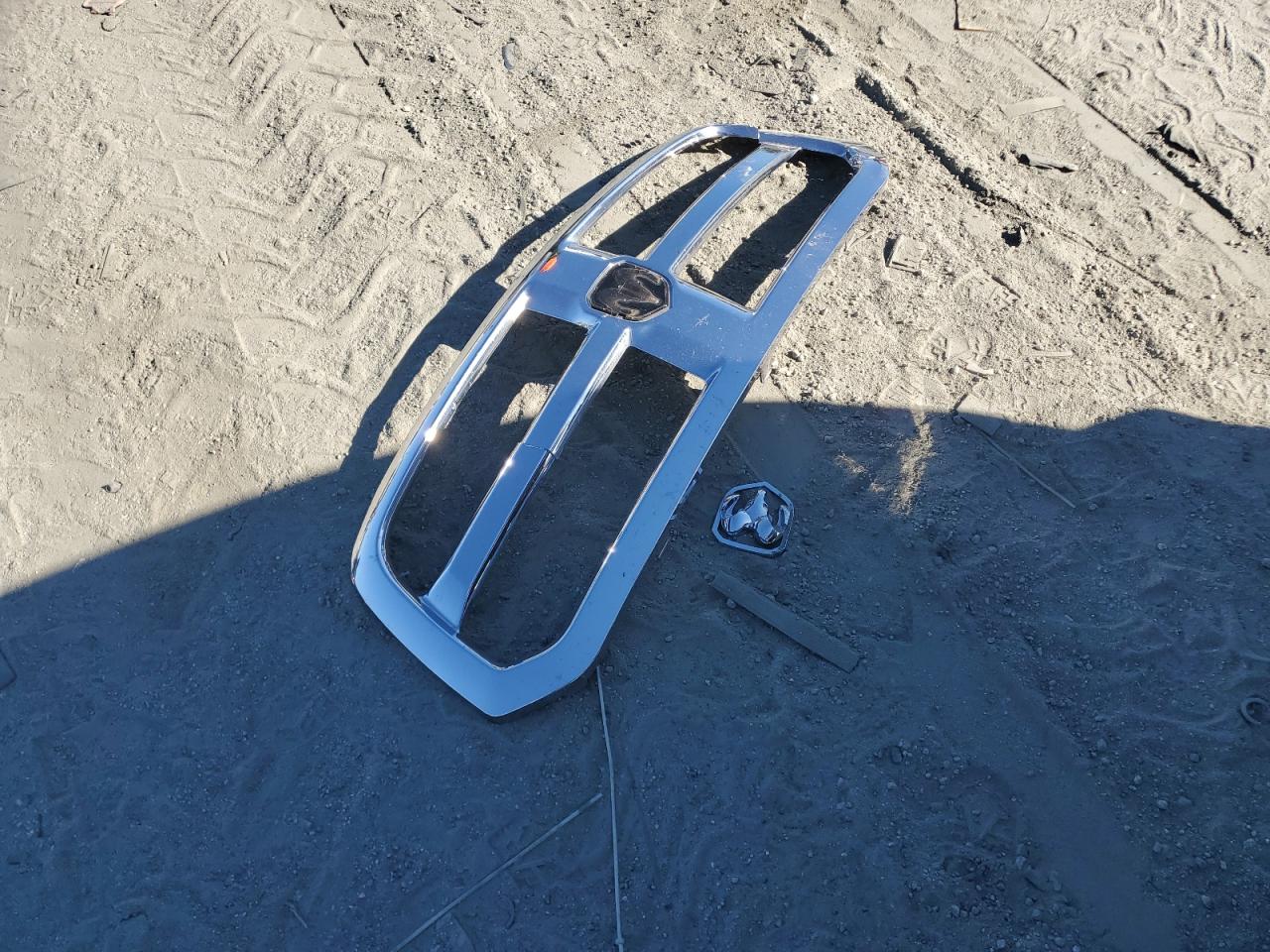 2015 Ram 1500 Slt VIN: 1C6RR7LT2FS597605 Lot: 94236785