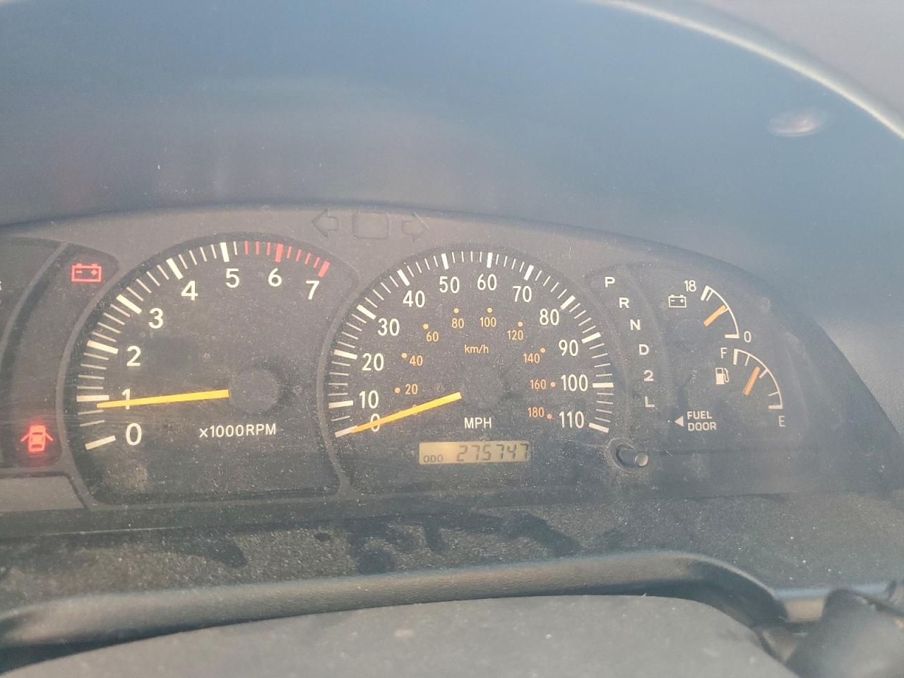 2002 Toyota Tundra Access Cab Limited VIN: 5TBBT48122S235271 Lot: 93610875