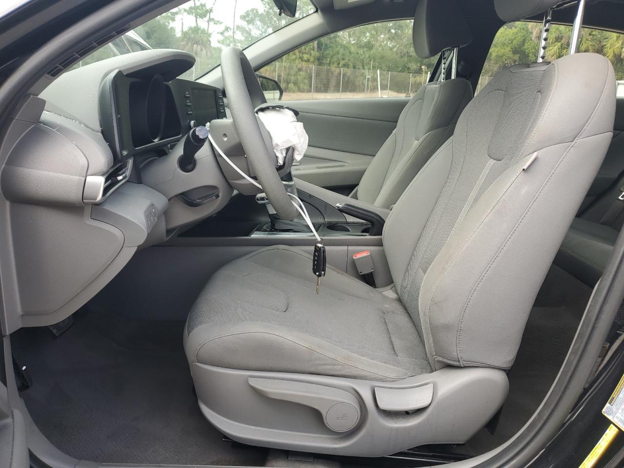 2022 Hyundai Elantra Se VIN: KMHLL4AG8NU303742 Lot: 91771485