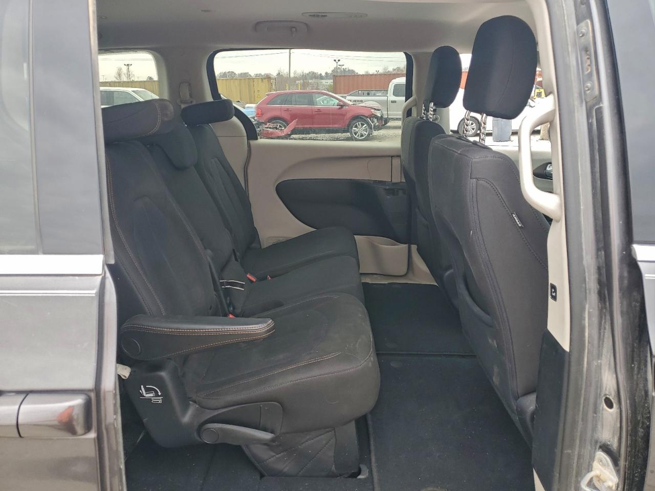 2017 Chrysler Pacifica Touring VIN: 2C4RC1DG8HR506947 Lot: 94234245