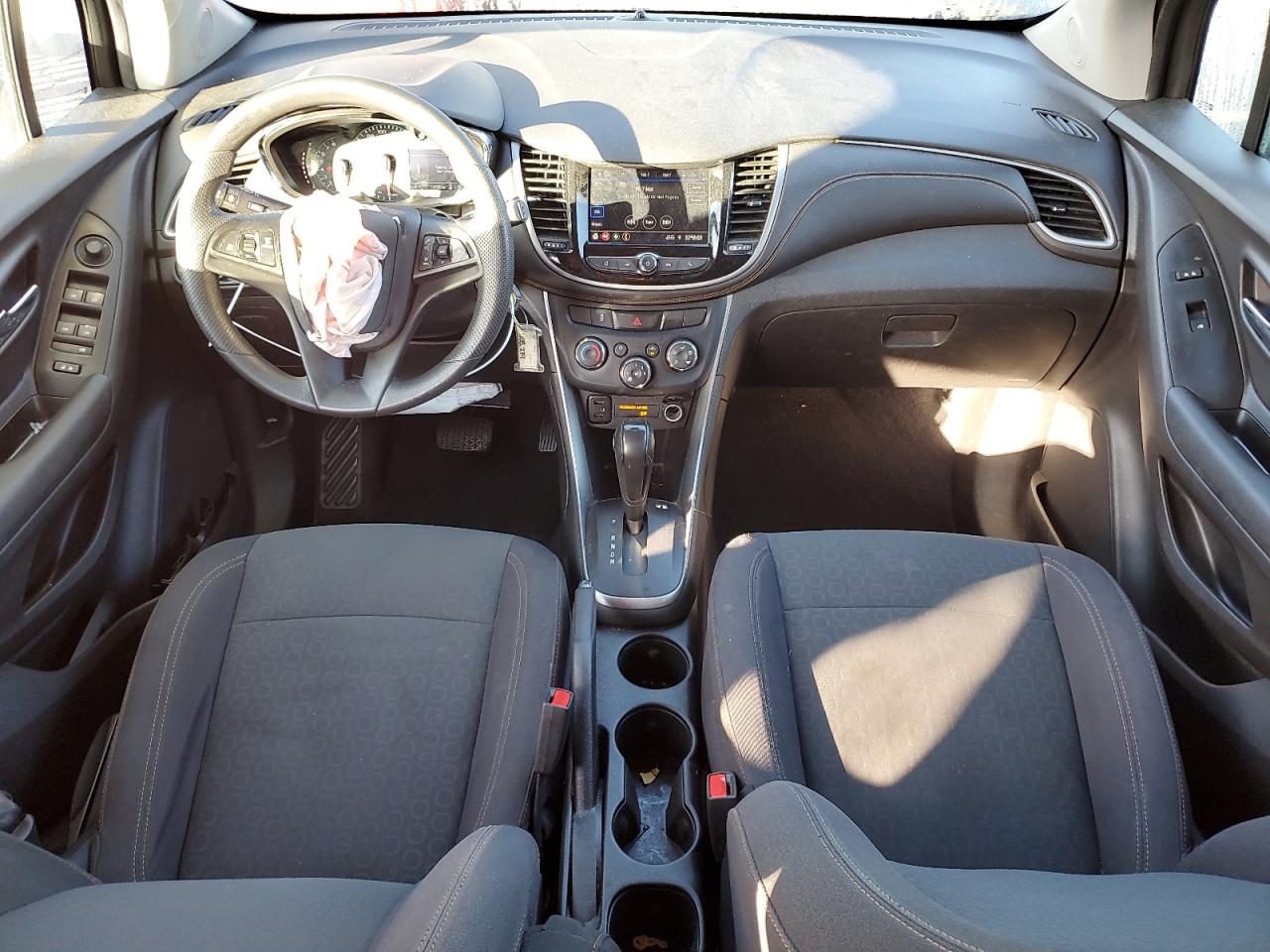 2020 Chevrolet Trax Ls VIN: 3GNCJKSB7LL193153 Lot: 93433415