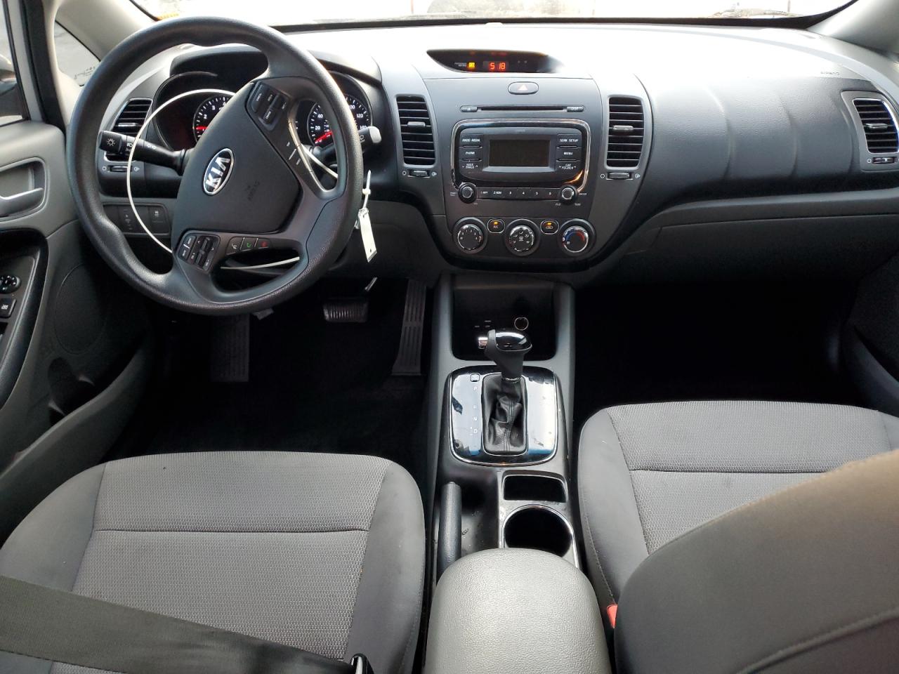 2018 Kia Forte Lx VIN: 3KPFK4A75JE235493 Lot: 90090635