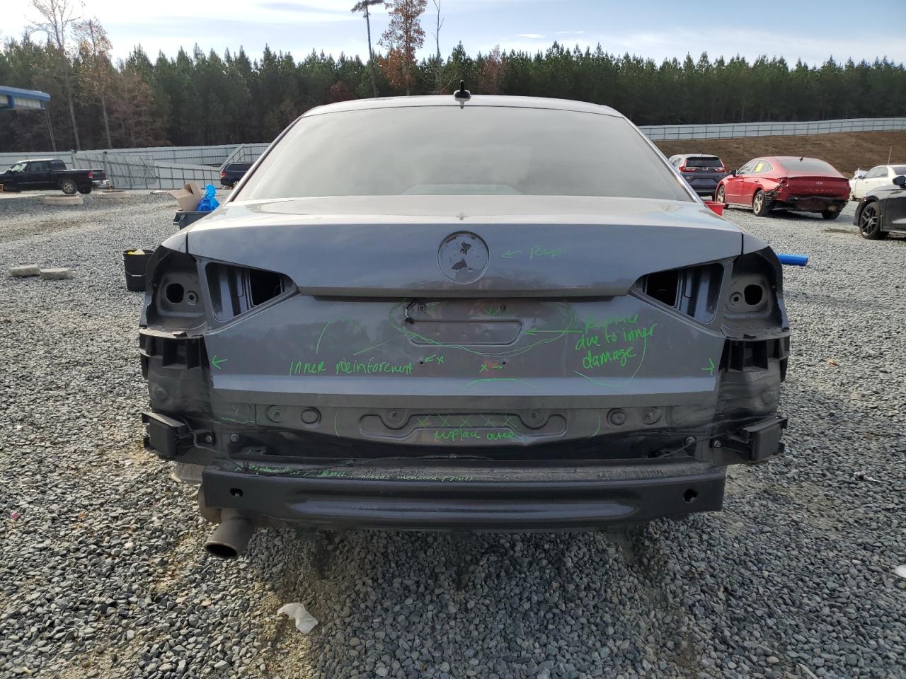 2018 Volkswagen Passat S VIN: 1VWAA7A3XJC015847 Lot: 92220855