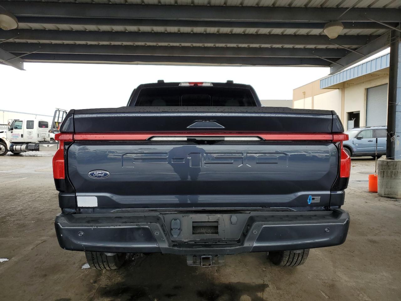 2022 Ford F150 Lightning Pro VIN: 1FT6W1EV6NWG11352 Lot: 91740865