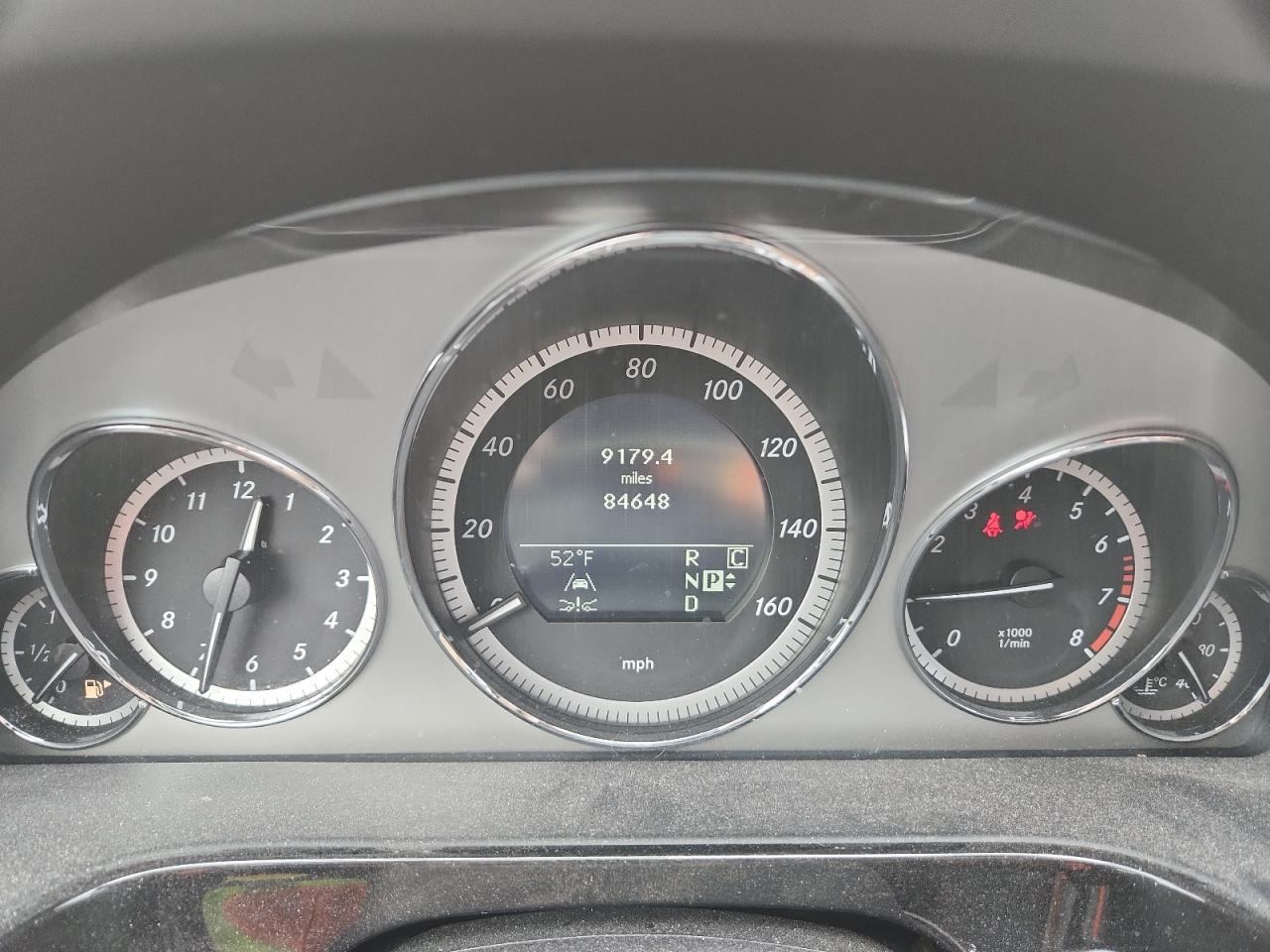 2010 Mercedes-Benz E 550 VIN: WDDHF7CB3AA017951 Lot: 93146305