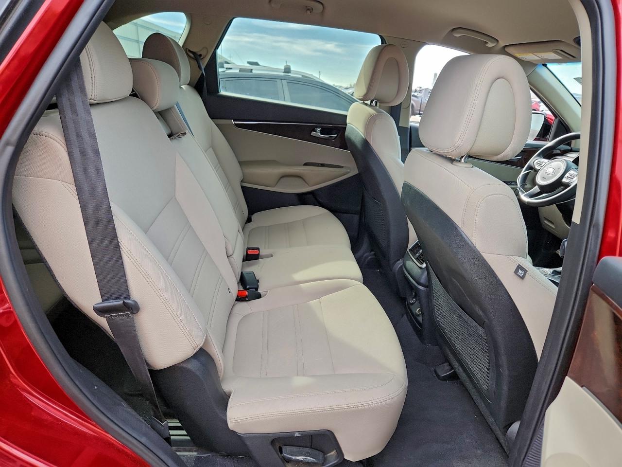 2017 Kia Sorento Lx VIN: 5XYPGDA52HG199702 Lot: 92918395