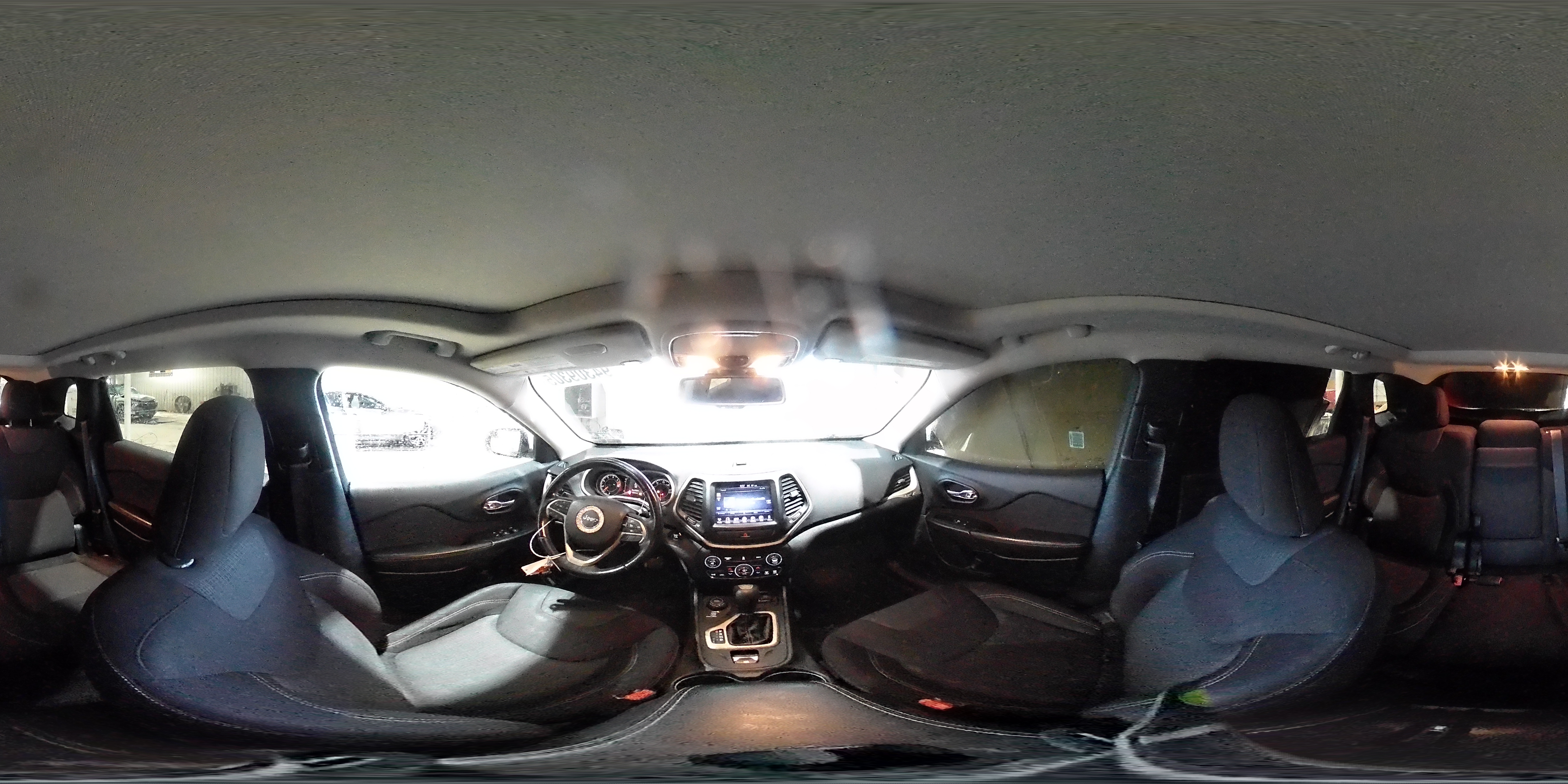 2016 Jeep Cherokee Latitude VIN: 1C4PJMCB8GW286591 Lot: 94309305