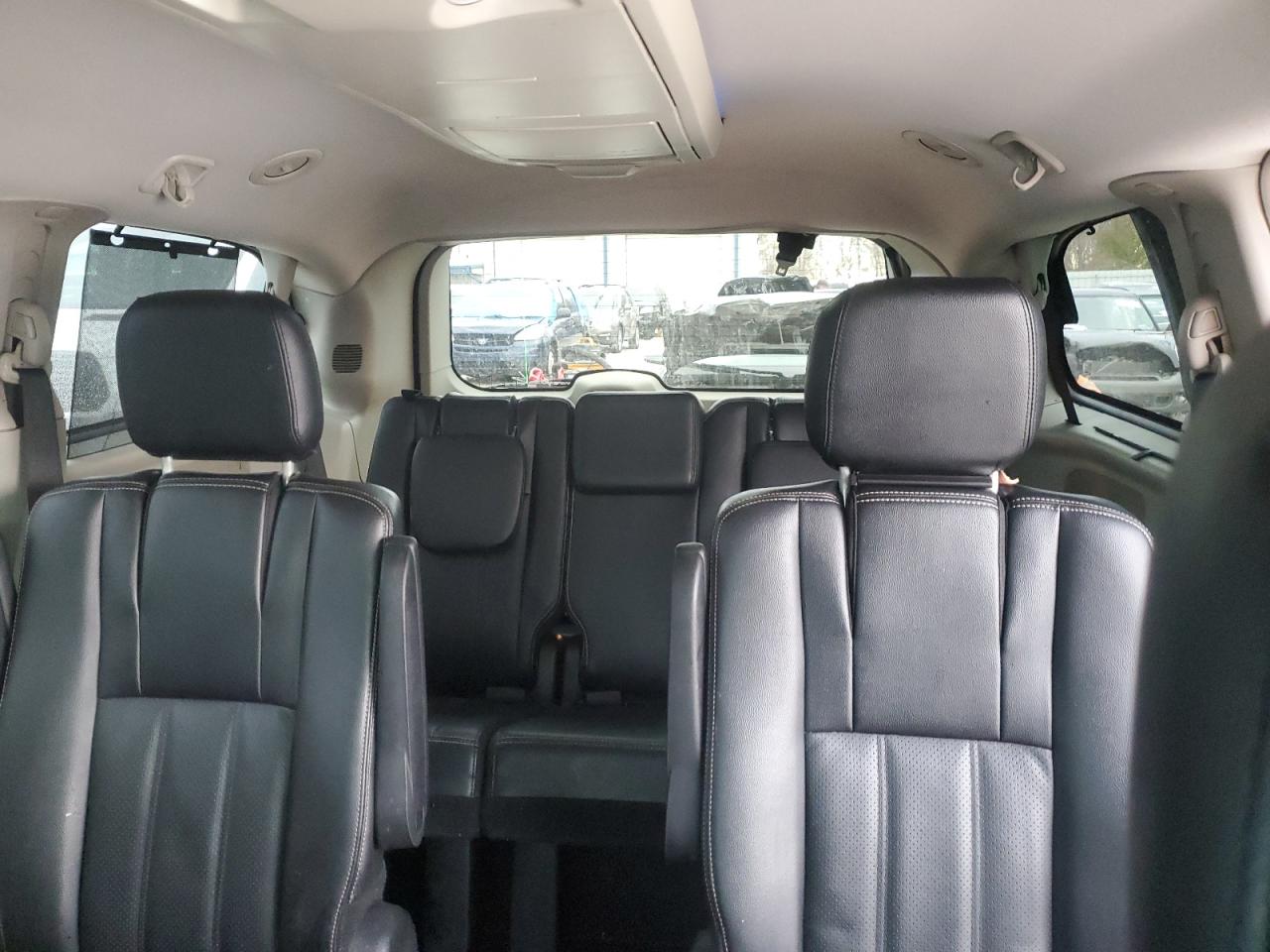 2015 Chrysler Town & Country Touring L VIN: 2C4RC1CG2FR578578 Lot: 91972215