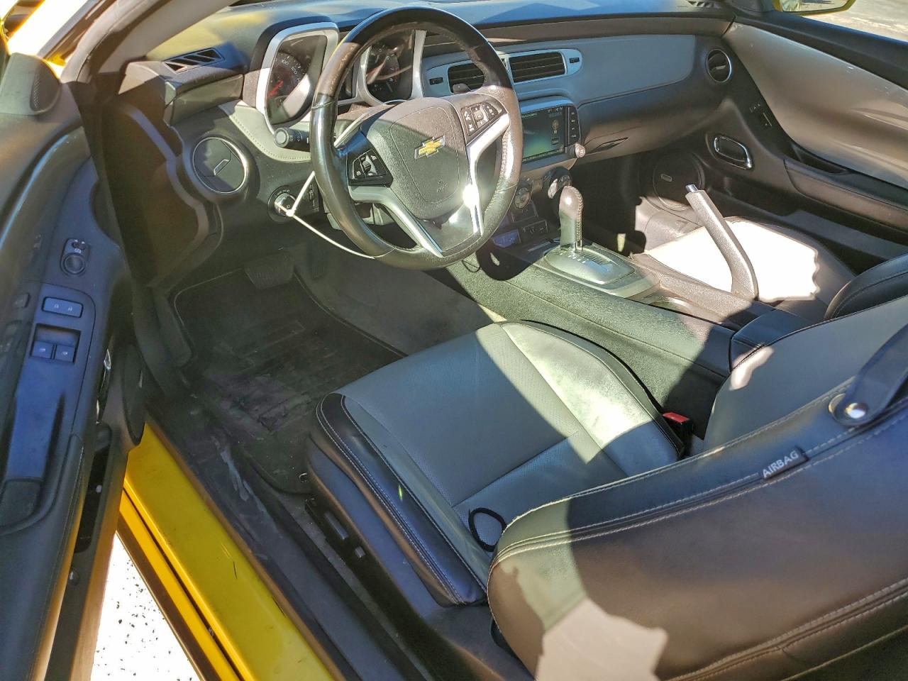 2015 Chevrolet Camaro Lt VIN: 2G1FF1E31F9213516 Lot: 94811015