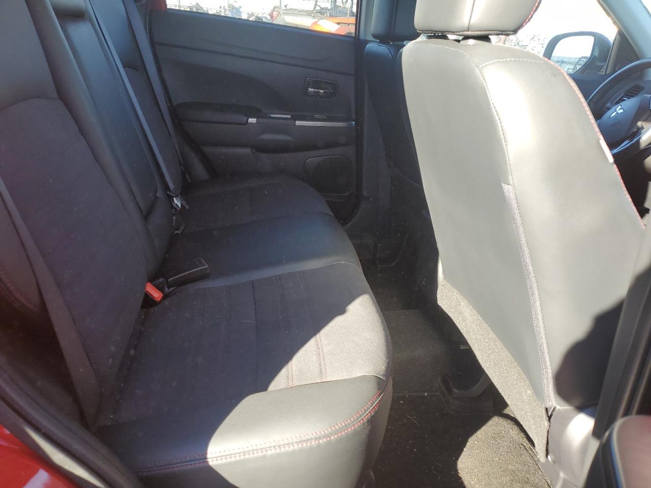 2022 Mitsubishi Outlander Sport Se VIN: JA4APVAU1NU015812 Lot: 91893615