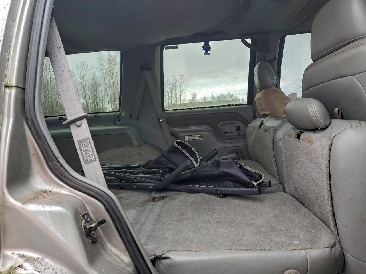 1998 Chevrolet Tahoe K1500 VIN: 1GNEK13R3WJ315854 Lot: 94413535