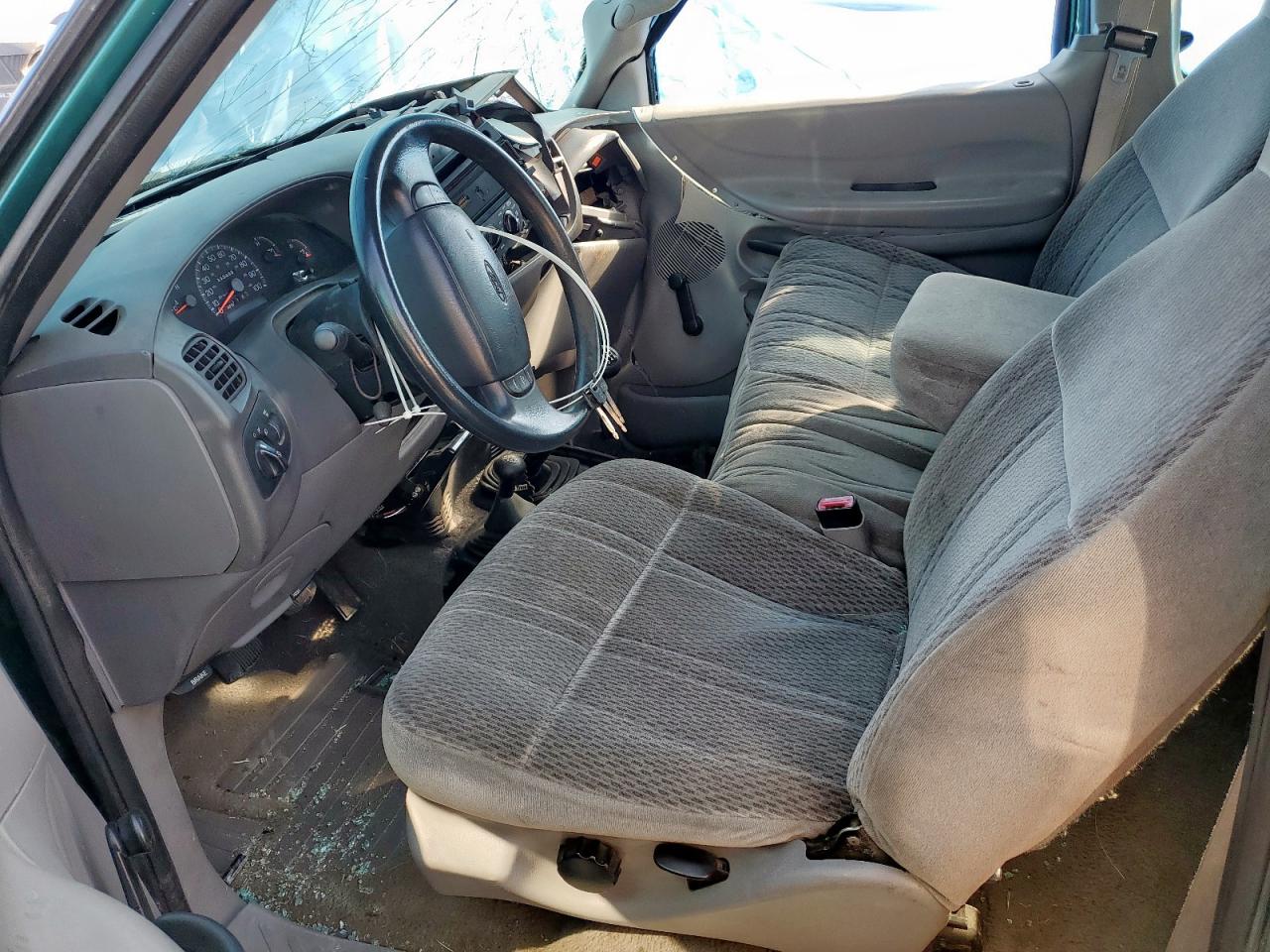 1998 Ford F150 VIN: 2FTZX1864WCA87033 Lot: 86407055