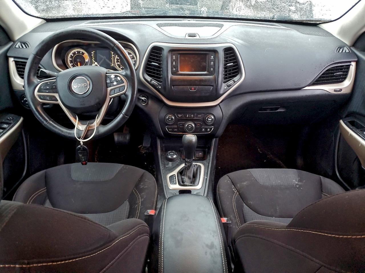 2017 Jeep Cherokee Latitude VIN: 1C4PJMCS8HW616408 Lot: 93508675