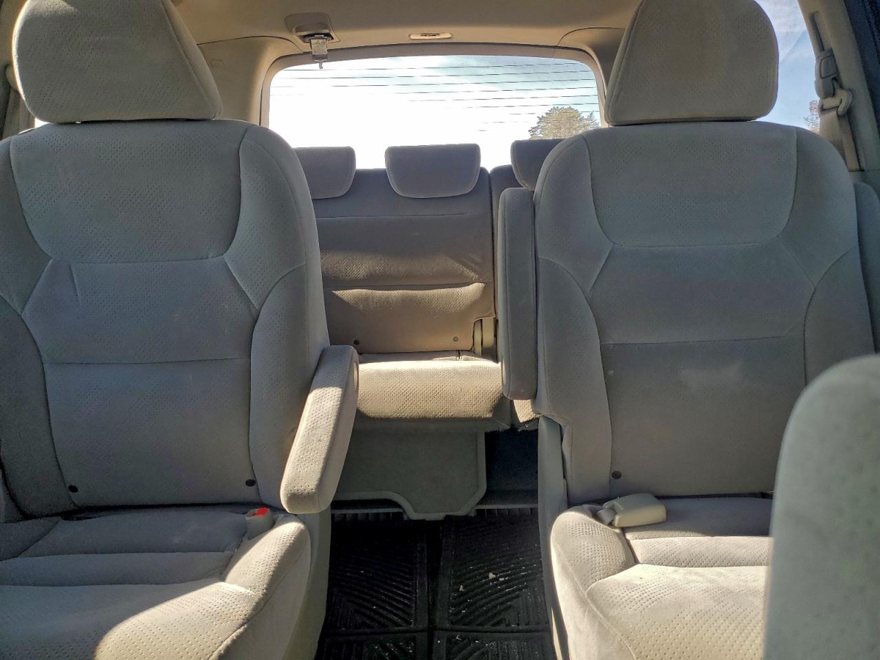 2007 Honda Odyssey Lx VIN: 5FNRL38257B099934 Lot: 94288185