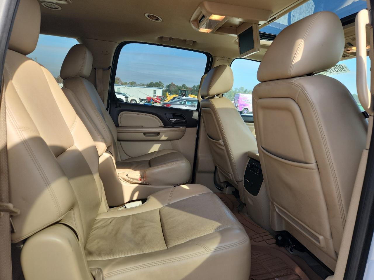 2012 GMC Yukon Xl Denali VIN: 1GKS2MEF6CR308740 Lot: 90576435