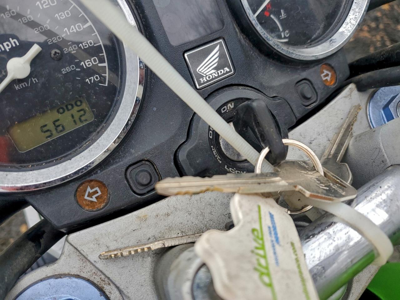 2004 Honda Cb900 F VIN: JH2SC480X4M200403 Lot: 93680545