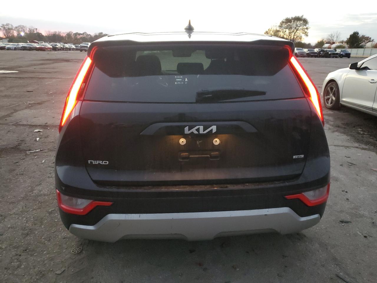 2023 Kia Niro Lx VIN: KNDCP3LE6P5088454 Lot: 91870265