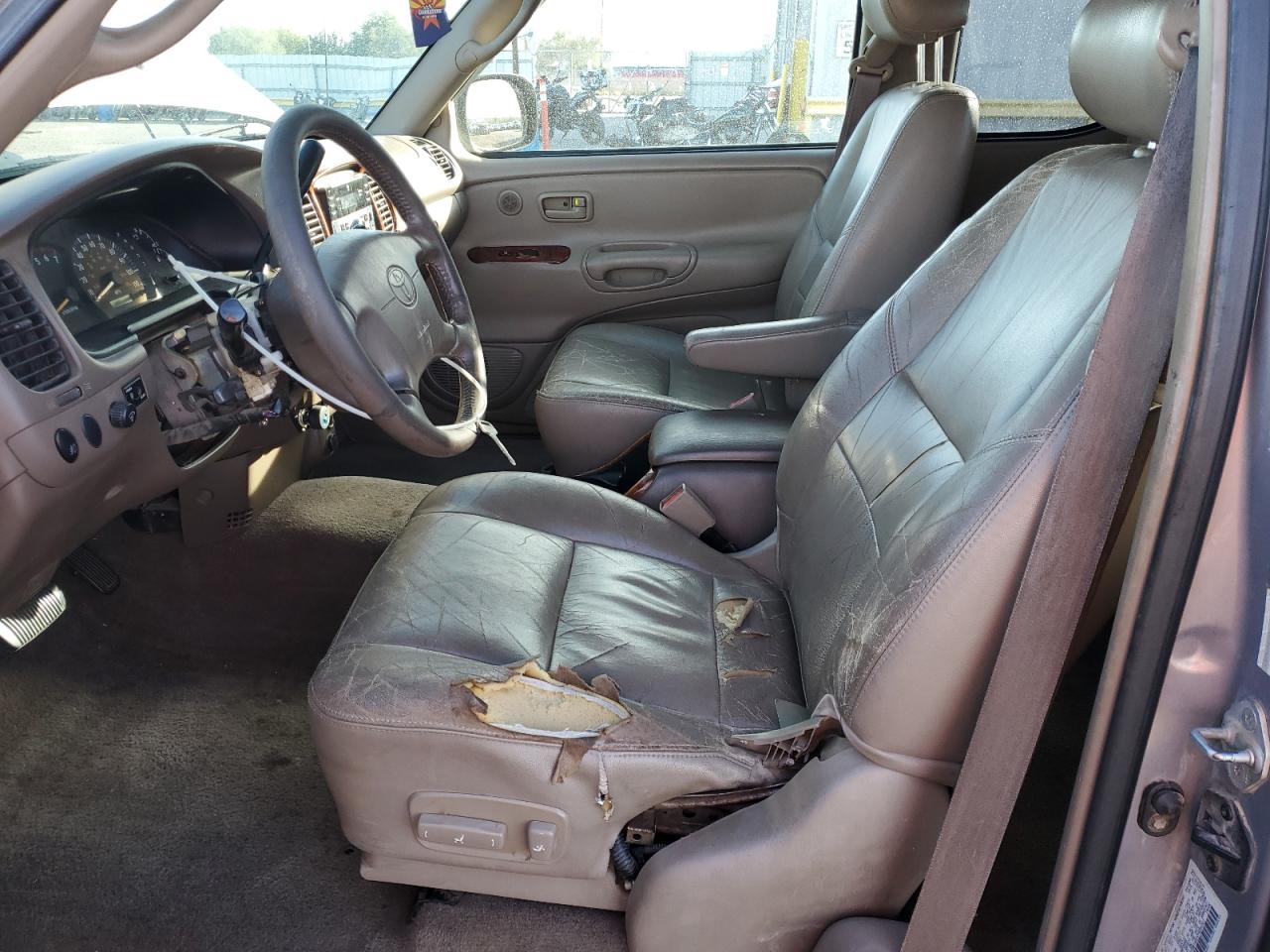 2000 Toyota Tundra Access Cab Limited VIN: 5TBBT481XYS094507 Lot: 93115735