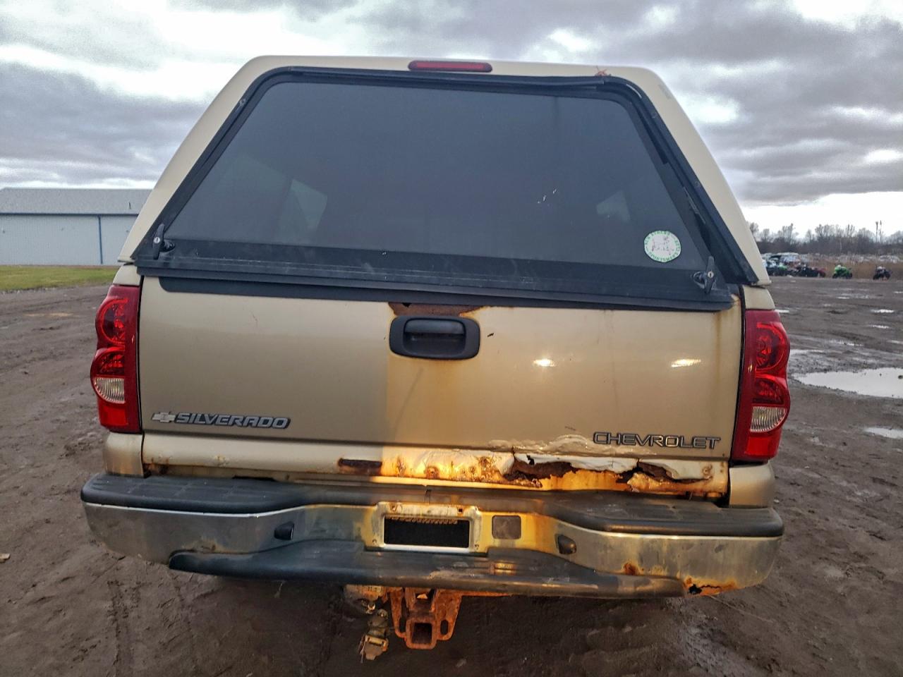 2005 Chevrolet Silverado K1500 VIN: 1GCEK14T15E186054 Lot: 94476215
