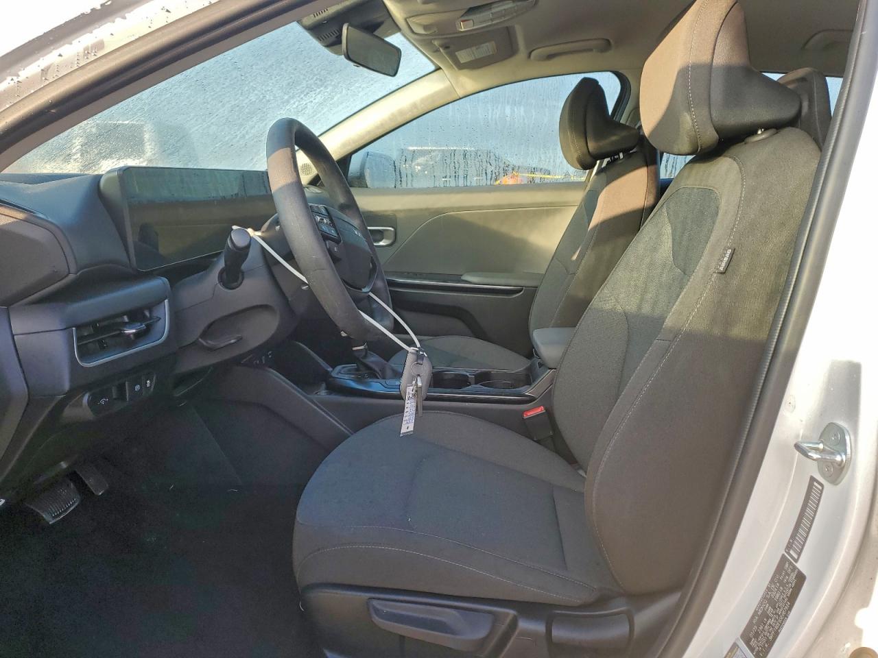 2025 Kia K4 Lx VIN: 3KPFT4DE9SE087924 Lot: 93949225