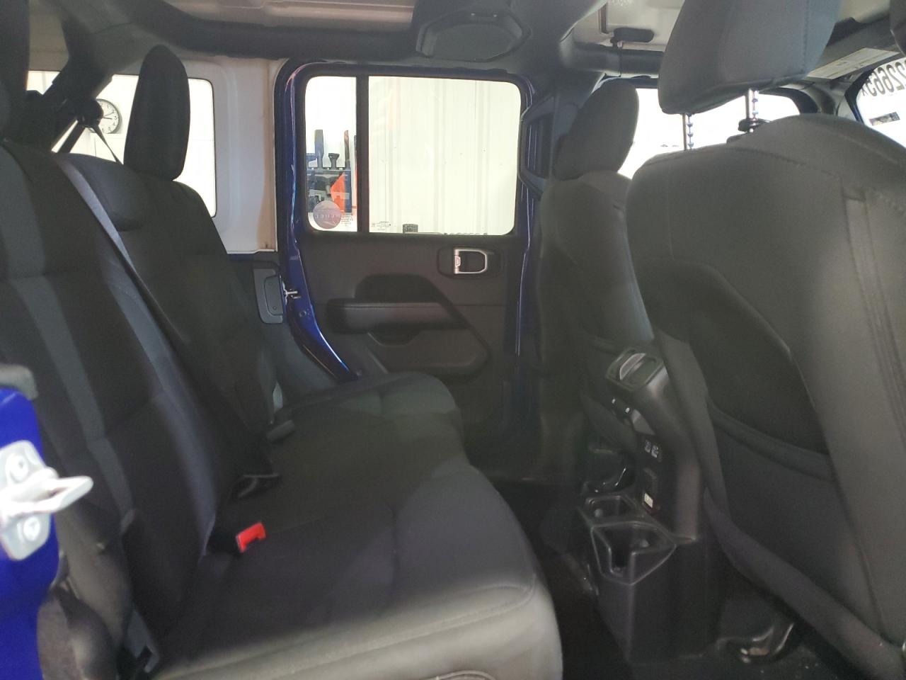 2020 Jeep Wrangler Unlimited Sahara VIN: 1C4HJXEN9LW256734 Lot: 92922665