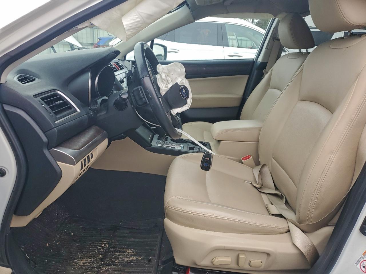 2015 Subaru Outback 2.5I Limited VIN: 4S4BSBNC2F3362755 Lot: 93976615