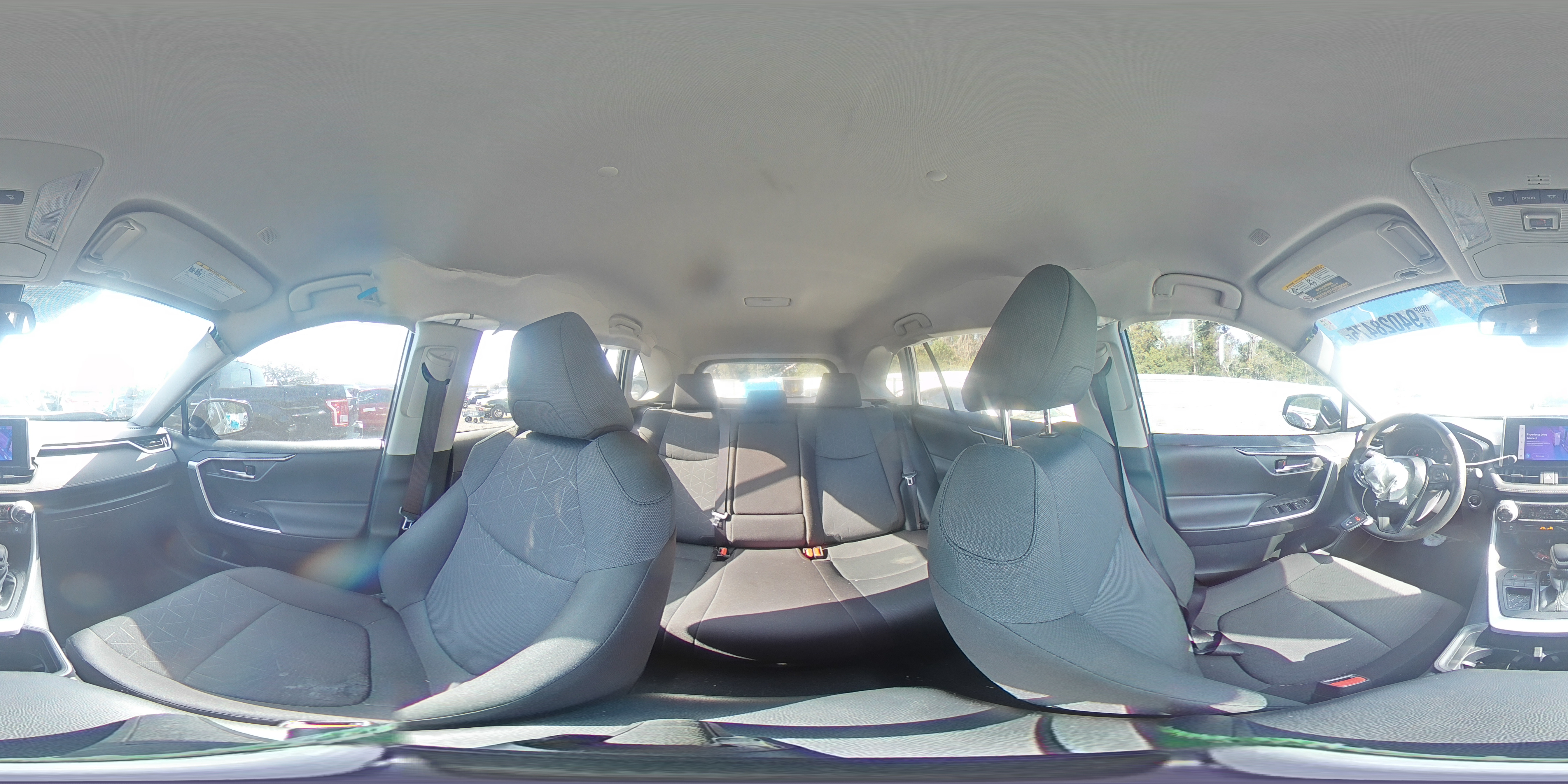 2024 Toyota Rav4 Xle VIN: 2T3W1RFV3RC291358 Lot: 94028475