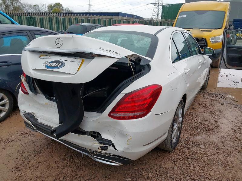 2015 MERCEDES-BENZ C CLASS C200 BLUETEC SPORT 4DR AUTO