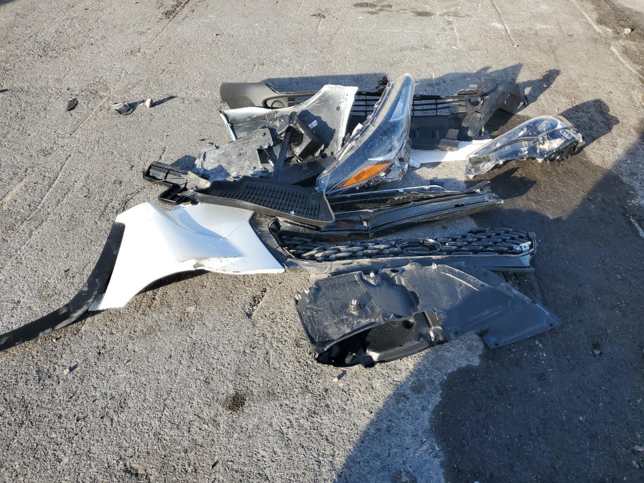 2025 Toyota Corolla Cross L VIN: 7MUAAAAG4SV142764 Lot: 85436595