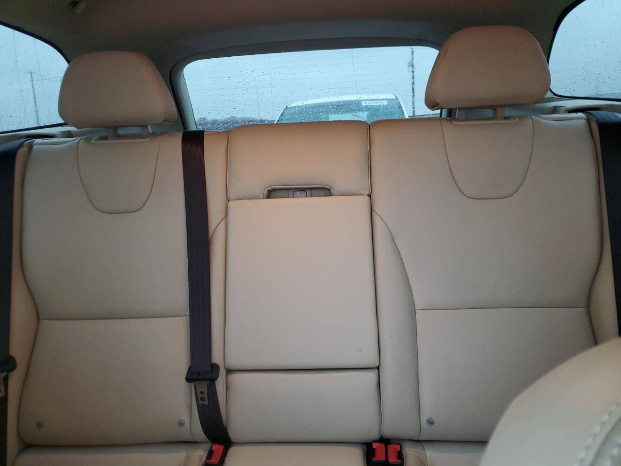 2015 Volvo Xc60 3.2 Platinum VIN: YV4940RDXF2612038 Lot: 92505475