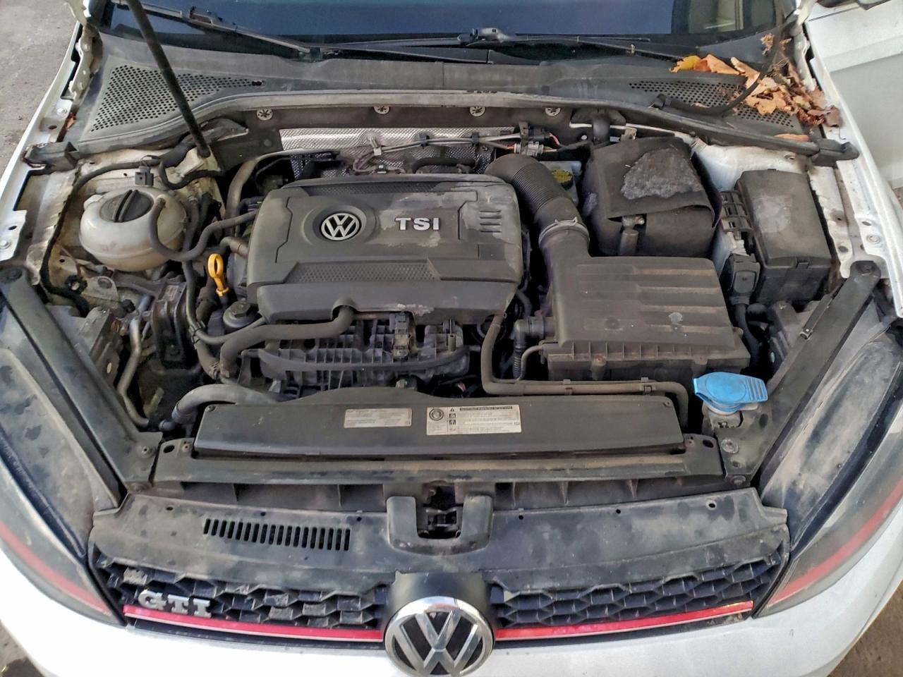 2015 Volkswagen Gti VIN: 3VW4T7AU8FM064647 Lot: 94815475