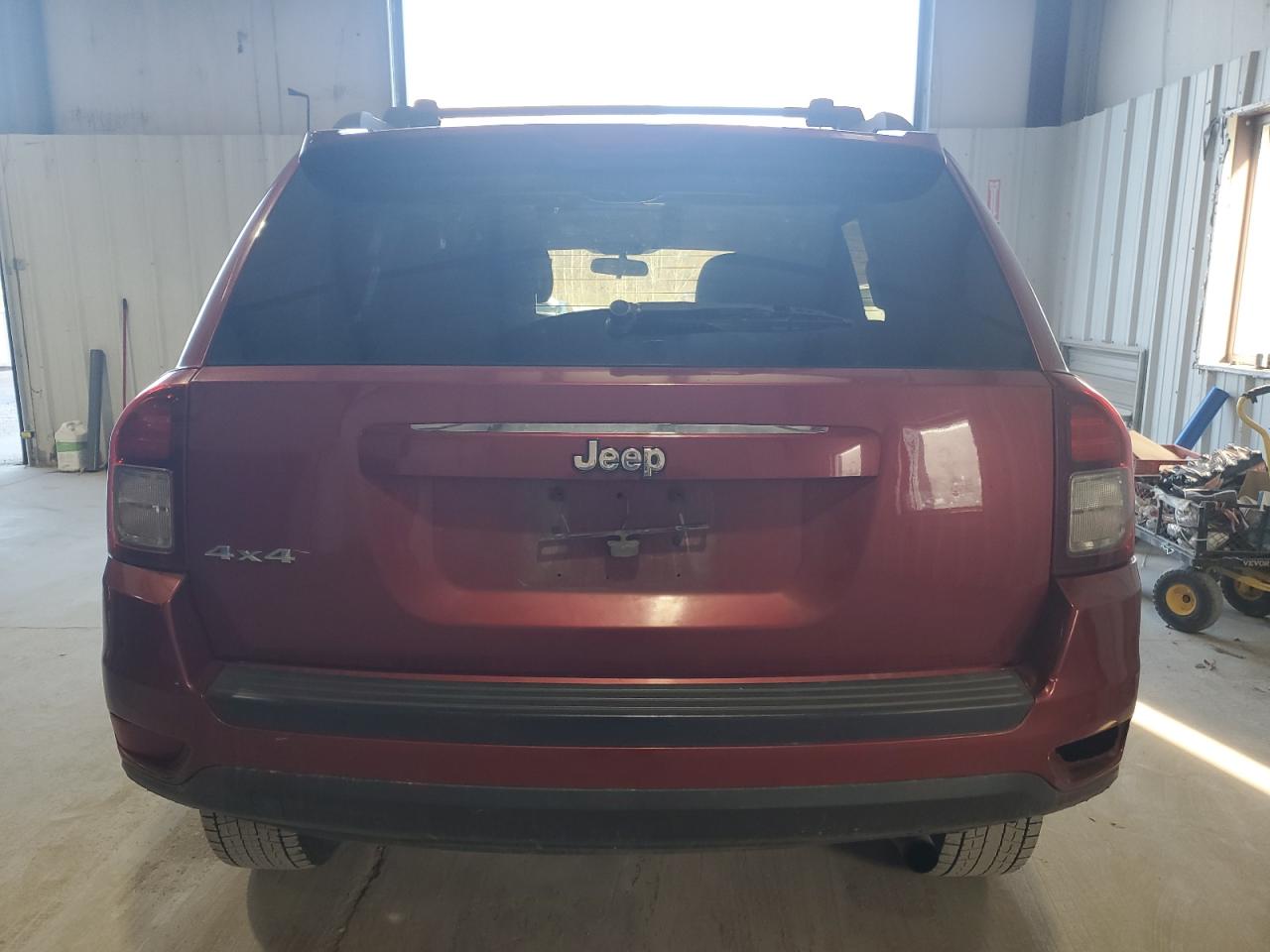 2015 Jeep Compass Sport VIN: 1C4NJDBB4FD317046 Lot: 92794075