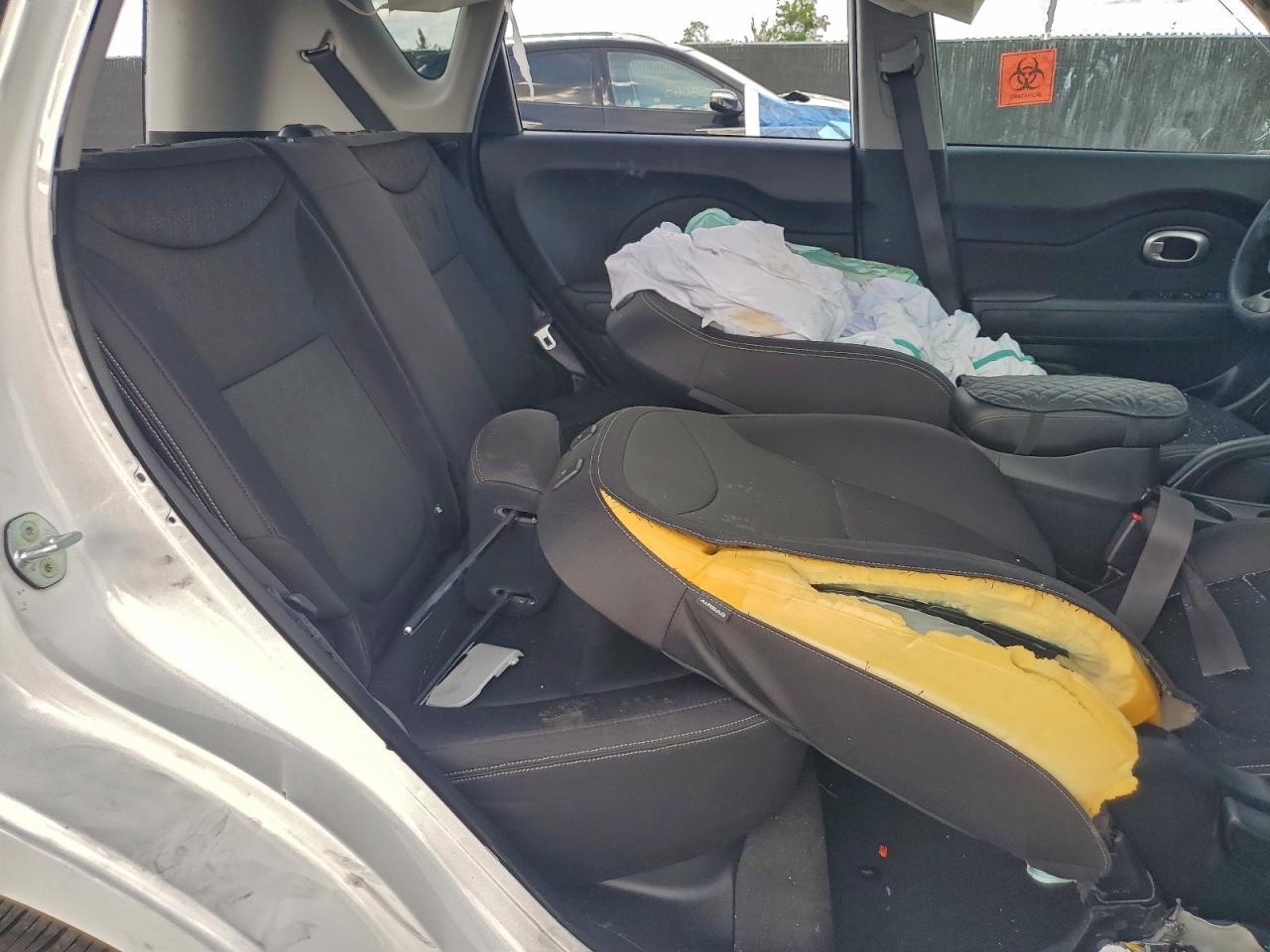 2016 Kia Soul VIN: KNDJN2A24G7238727 Lot: 94679035