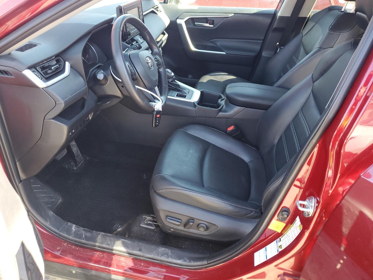 2022 Toyota Rav4 Xle Premium VIN: 2T3A1RFV7NW323621 Lot: 91930735