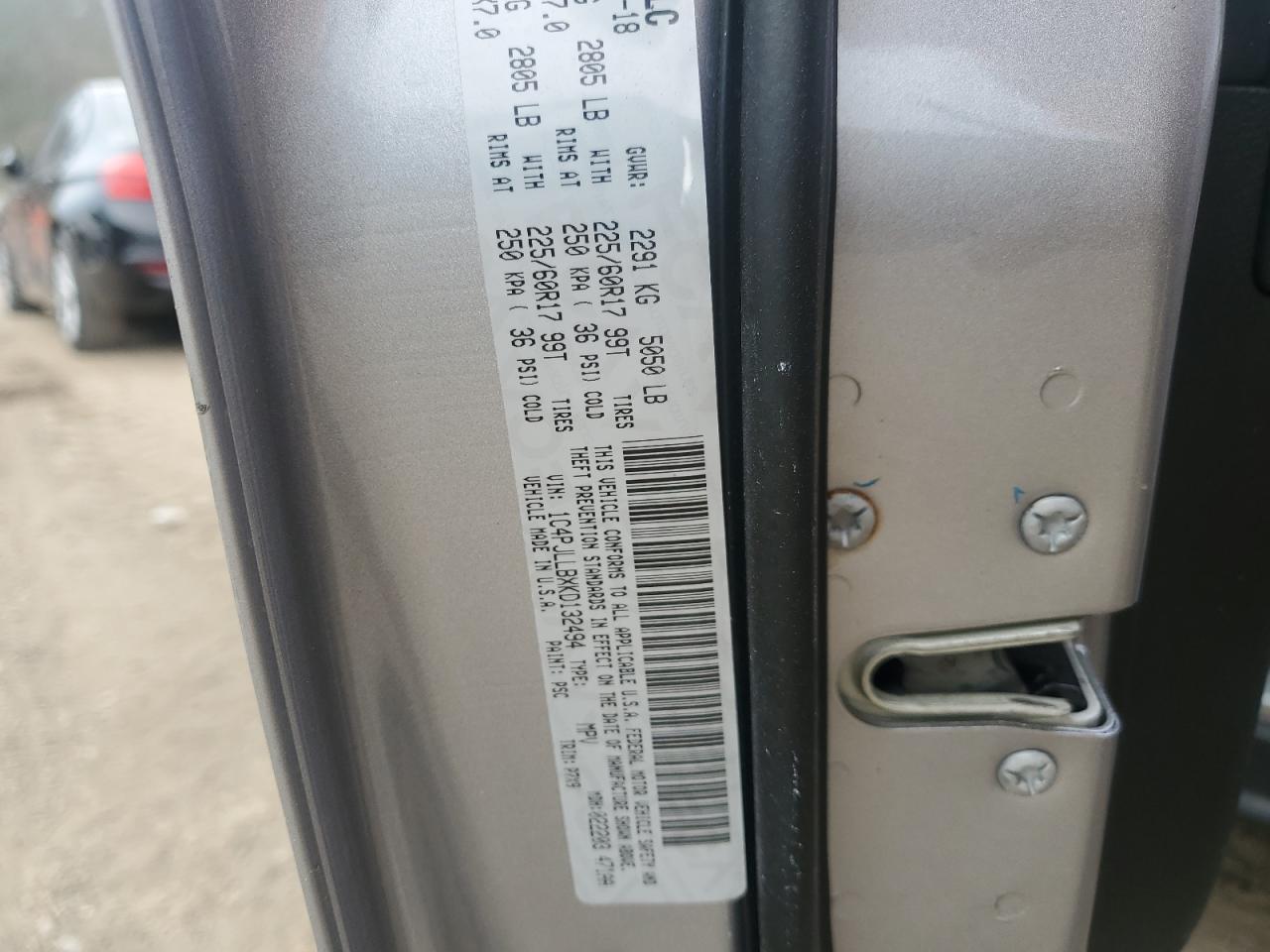 2019 Jeep Cherokee Latitude Plus VIN: 1C4PJLLBXKD132494 Lot: 92614625