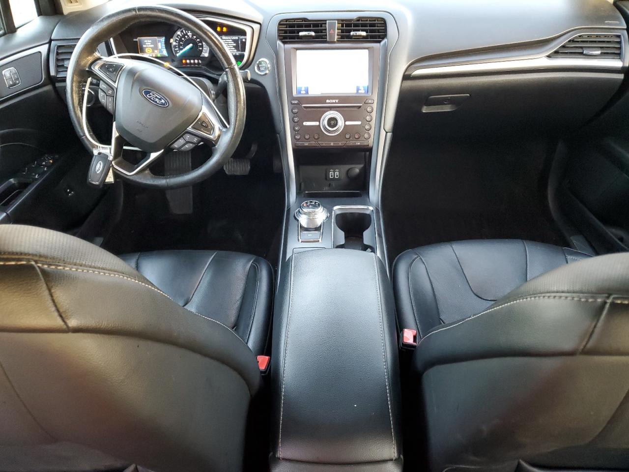 2019 Ford Fusion Titanium VIN: 3FA6P0RU0KR120773 Lot: 92804385