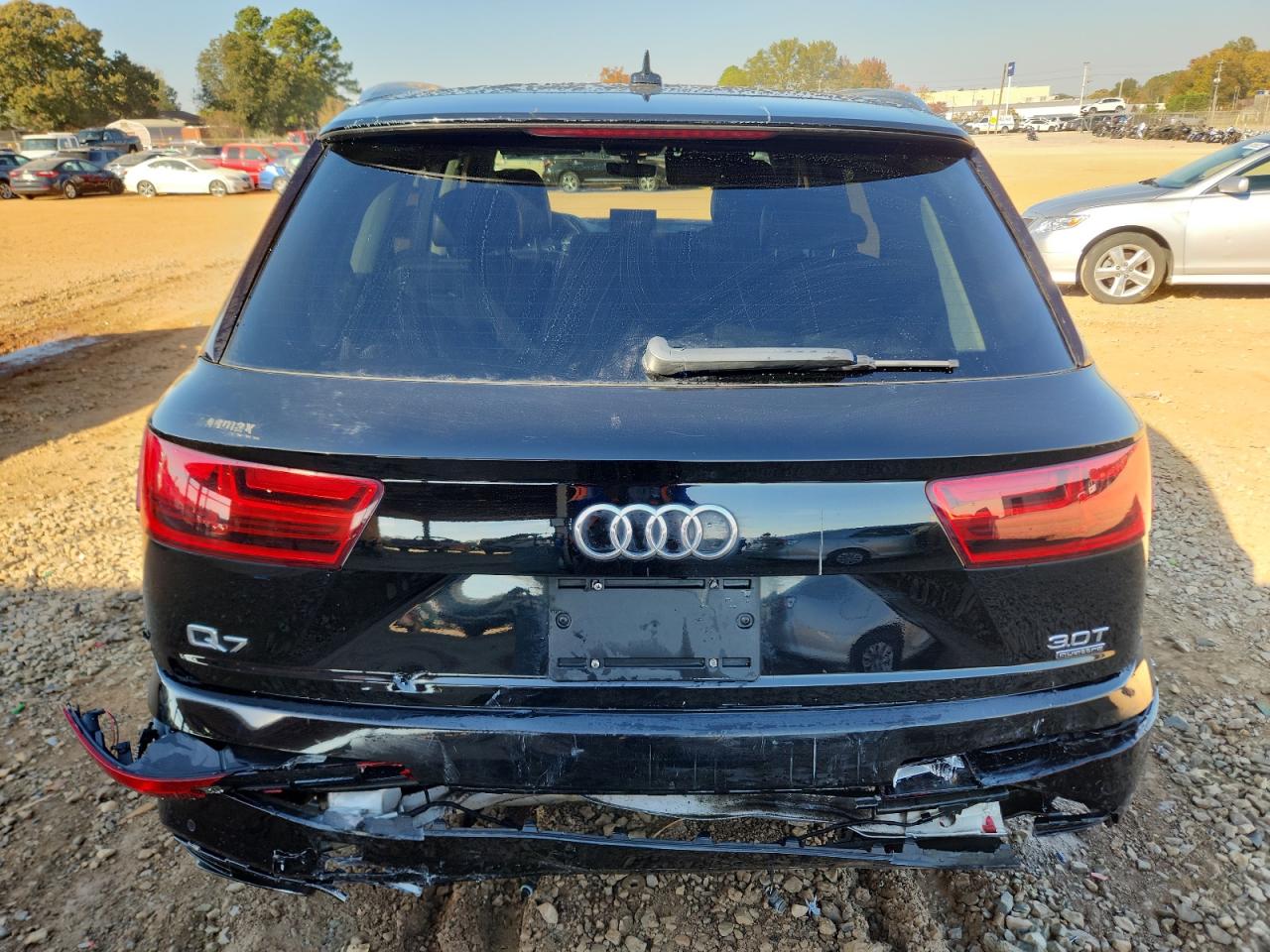 2017 Audi Q7 Premium VIN: WA1AAAF78HD002881 Lot: 91918235
